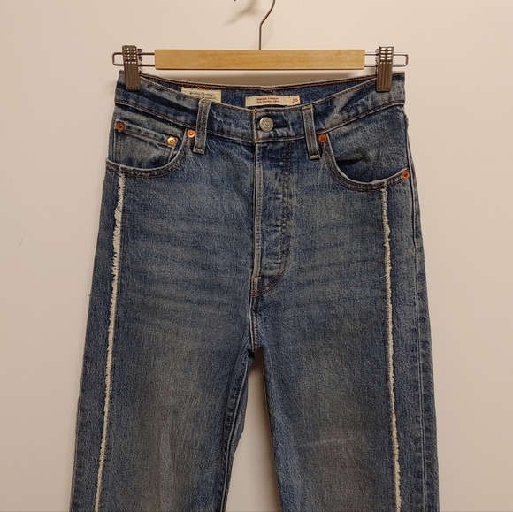 Levi's Ribcage Straight Jeans - Picture 2 of 5